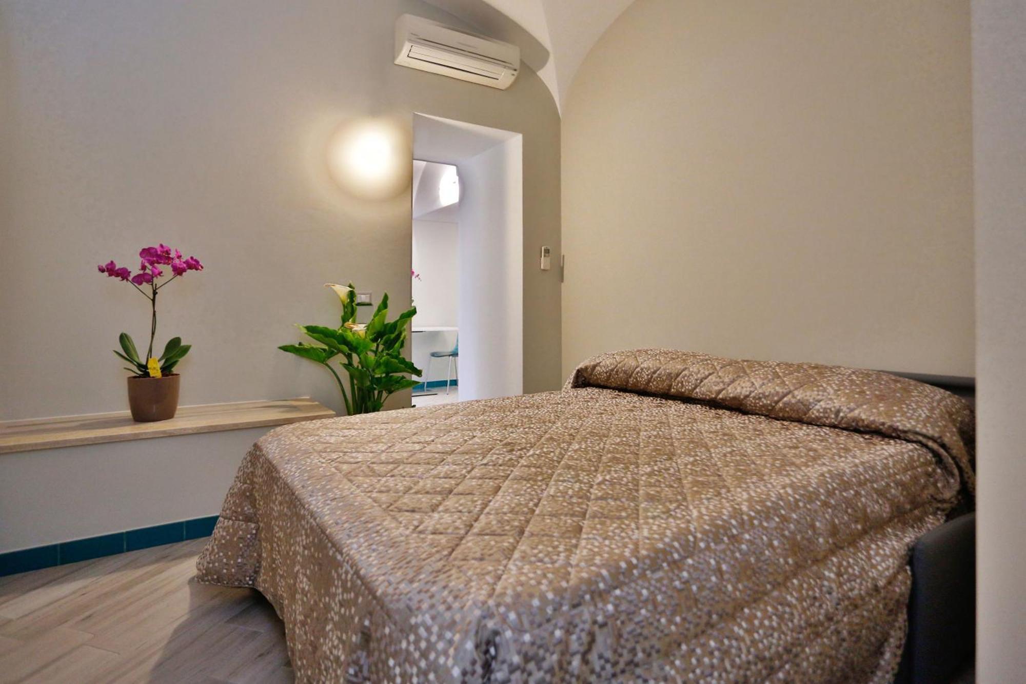 Amalfi Apartments Design Centro Storico Ngoại thất bức ảnh